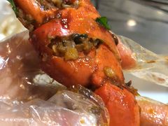 -凤凰路何眼镜香辣蟹(花果园店)