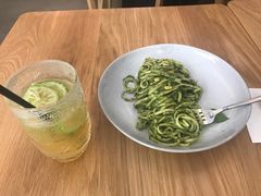 -尤加利咖啡馆