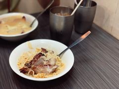 猪颈肉芝士捞公仔面-新记餐厅(香槟大厦店)