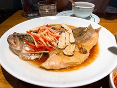 松茸清蒸鲈鱼-一坐一忘云南菜(嘉里中心店)