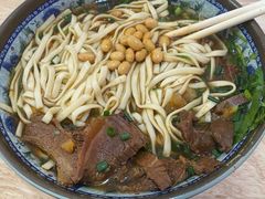 -牛师傅牛肉面(尚隆路店)
