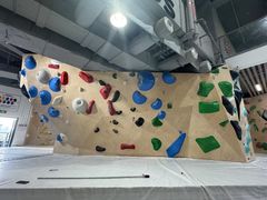 -ROCKPLUS攀岩馆(环宇城店)