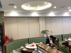 -鑫渔港海鲜本地菜·山海关浑锅(东戴河店)