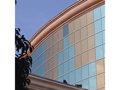 -深圳君逸国际酒店(龙岗横岗塘坑地铁站店)