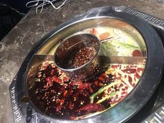 -佬土鹅肠火锅(解放路店)