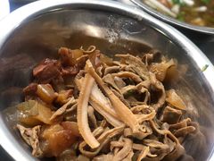 -花溪牛肉粉(八鸽岩店)