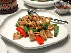 -梅飞酒家(名辉豪庭店)