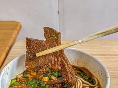 -牛师傅牛肉面(尚隆路店)