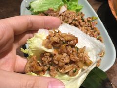 -大头虾越式风味餐厅(光明广场店)