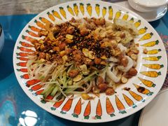 伊犁特色凉皮-一个勺子新疆锡伯主题私房菜(红墙巷49号院店)