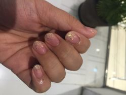 Slowlife Nail 慢生活美甲-S · Nail 自助美甲美睫