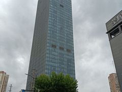 -麦当劳(轻轨曹杨路店)
