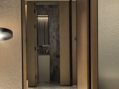 -深圳国际会展中心希尔顿酒店(前海华发冰雪世界店)