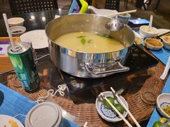 -渔家火锅·海鲜自助餐·演艺(亚龙湾天域酒店)