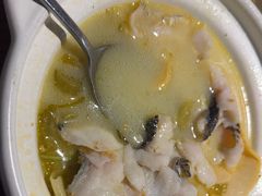 -九锅一堂酸菜鱼(万达广场店)