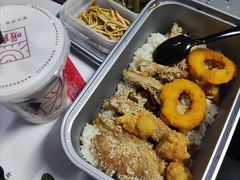 -暖食光·台式家庭餐厅·生日主题店(万达店)