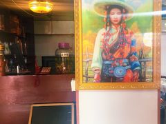 -鲁朗纳麦石锅鸡庄园