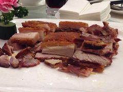 鸿运均安烧肉-太子园林酒家