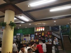 大堂-盐井记·自贡美蛙鲜锅兔(中和店)
