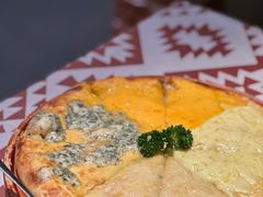 混合奶酪哈恰普里-格鲁·秀色Georgia’s Feast