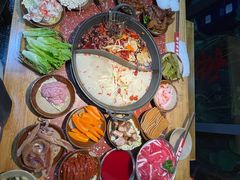 -赵美丽·重庆社区火锅·直营店(火车东站·中豪国际店)