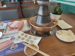 -楼外楼大刀肉传统火锅居(博学路店)