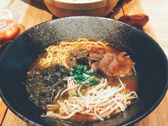 酸菜麻辣牛肉面-胜面