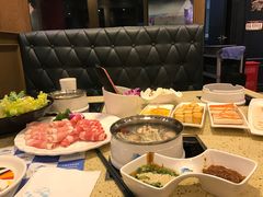 -魔法帽酱料牛肉小火锅(米兰店)