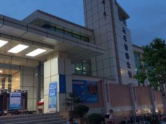 -奥冠体育华师附中恒温游泳馆
