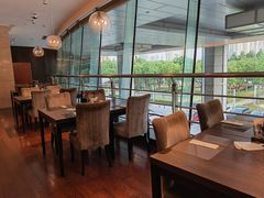 -乐咖啡西餐厅(太湖皇冠假日酒店)