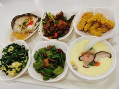 -浦东图书馆读者餐厅