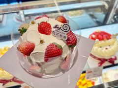 -花花卷卷·鲜食蛋糕(泉屋店)