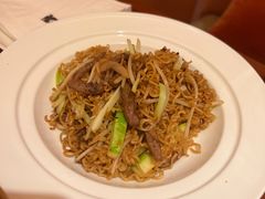 黑胶牛柳云瓜炒出前一丁-杭州JW万豪酒店-万豪中餐厅