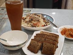 -汗腾格里·风味餐厅(新疆驻京办店)