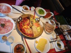 -小龙翻大江文化火锅(宽窄店)