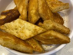 风味炸小馕-提雅新疆炒米粉(青岛万象城店)
