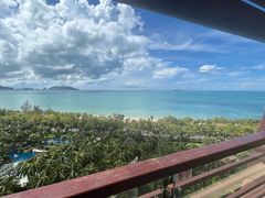 -三亚湾海居铂尔曼度假酒店