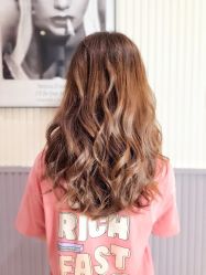 -PE SALON