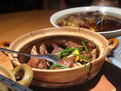 牛仔骨啫啫煲-荣小馆(杭州大厦店)