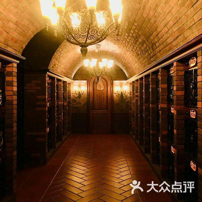 北京易斯特东方红酒窖图片