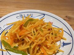 -陇上秦轩西安biangbiang面(朝龙汇店)