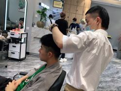-杉影印象日式烫染專門店