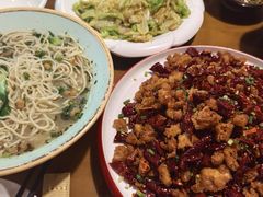 -重庆石磨豆花庄(乔庄店)
