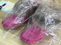 -爱革·奢品·鞋包·衣物·家居(宝地广场店)