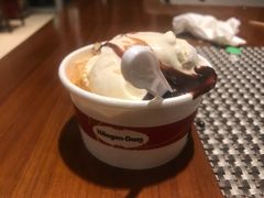 -月色西餐厅·海鲜刺身·烧烤(科学城保利郡雅酒店)