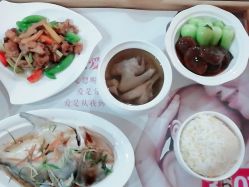 -喜喜·全套房月子会所(罗宾森广场店)