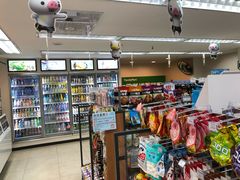 -全家便利店(虹桥路四店)