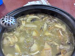 -菌之家·专业纯野生菌火锅·特色炒菌