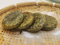 蒿子粑粑-东湖印象汉寿特色甲鱼钵子菜(渔人码头店)
