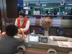 -海底捞火锅(高新万达店)